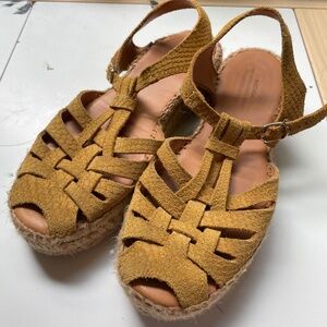 Naguisa Bemol Sandal